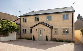 Harpers Yard - 30 Chipping Norton